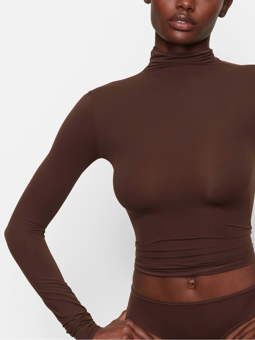 SKIMS Fits Everybody Mock Neck Long Sleeve Top Brown Small